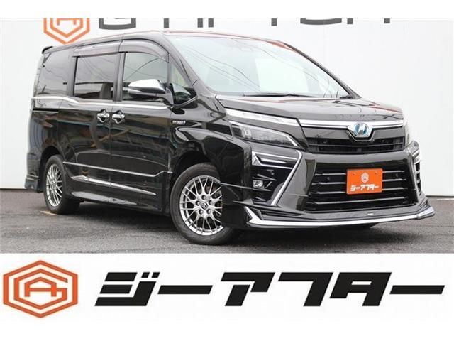 TOYOTA / VOXY HYBRID