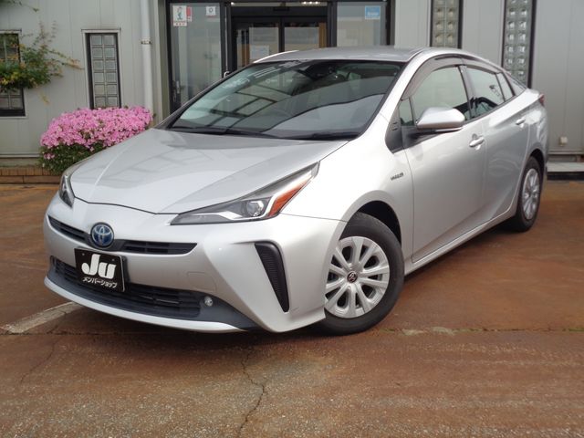 TOYOTA / PRIUS 4WD