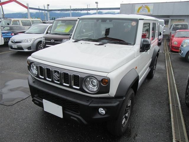 SUZUKI / JIMNY NOMADE