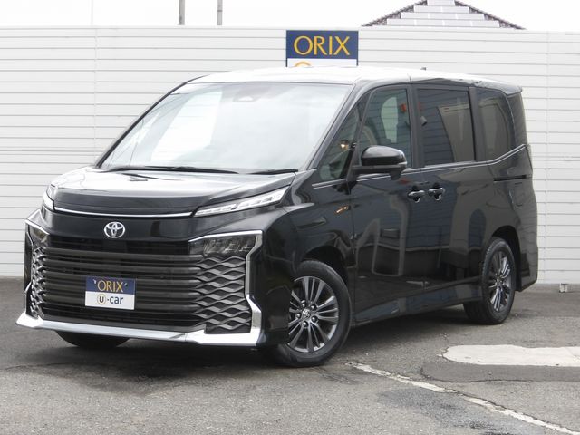 TOYOTA / VOXY
