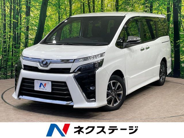 TOYOTA / VOXY