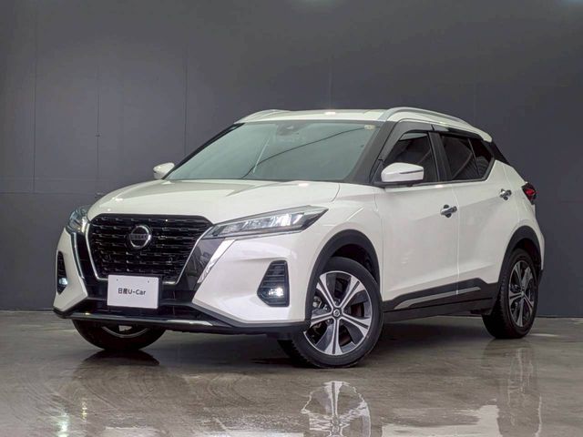 NISSAN / KICKS