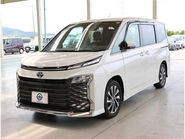 TOYOTA / VOXY