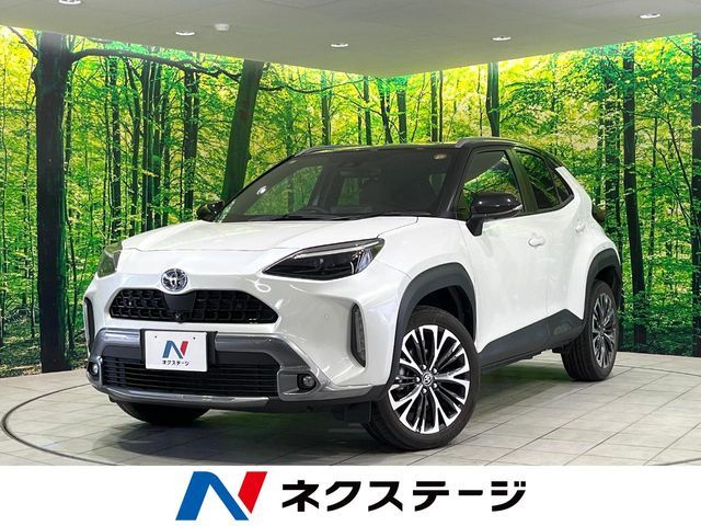 TOYOTA / YARIS CROSS HYBRID