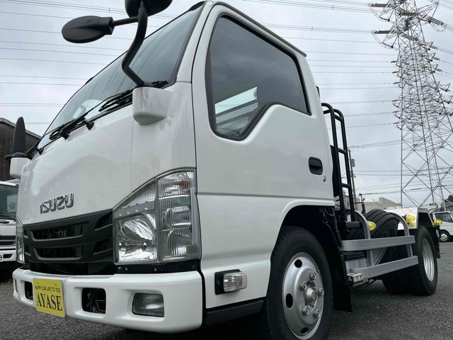 Japanese used car Ref# 1624838 ISUZU / ELF