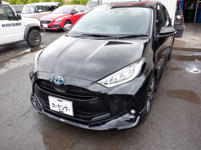 TOYOTA / YARIS HYBRID