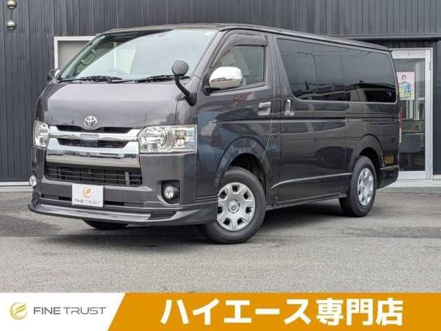 TOYOTA / HIACE van 4WD