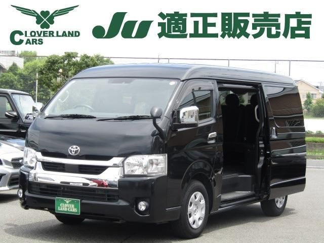 TOYOTA / HIACE wagon
