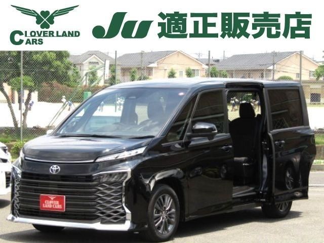 TOYOTA / VOXY