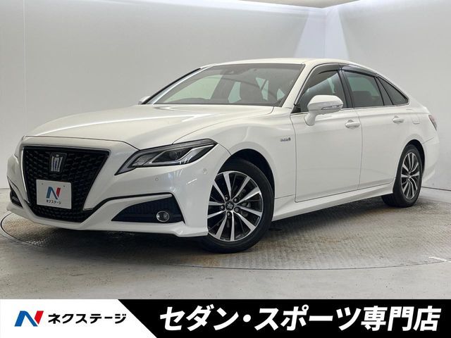 TOYOTA / CROWN sedan hybrid
