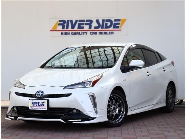 TOYOTA / PRIUS