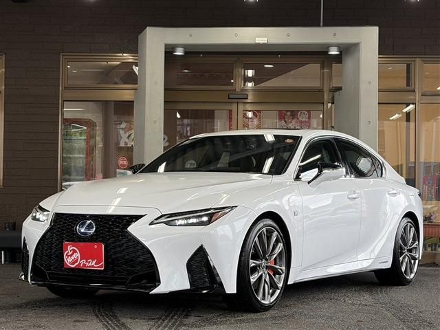 TOYOTA / LEXUS IS300h