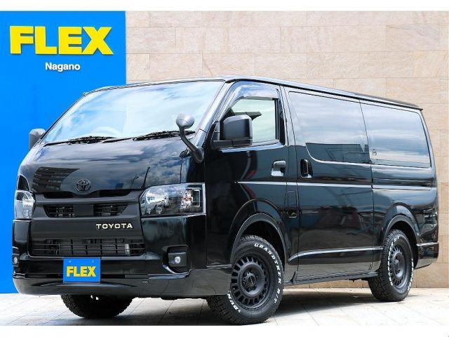 TOYOTA / HIACE van 4WD