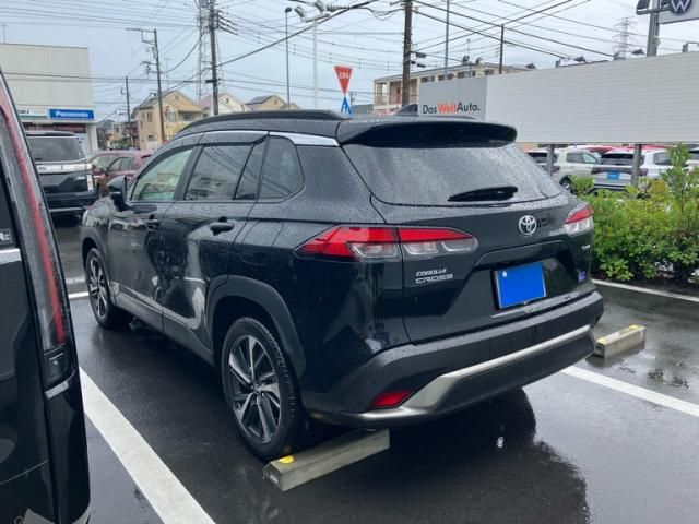 TOYOTA / COROLLA CROSS HYBRID