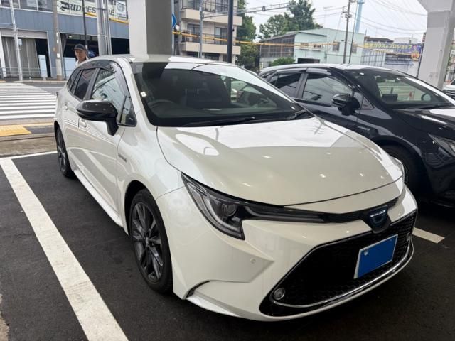 TOYOTA / COROLLA TOURING HYBRID