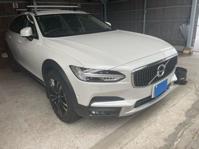 VOLVO / VOLVO V90 CROSS COUNTRY