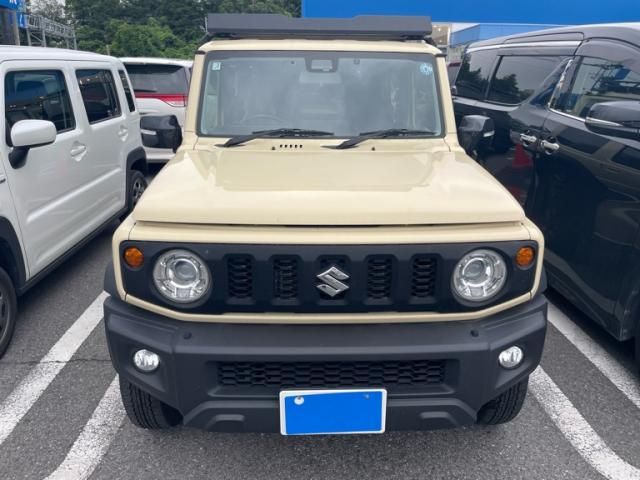 SUZUKI / JIMNY SIERRA