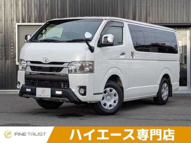 TOYOTA / HIACE van 4WD