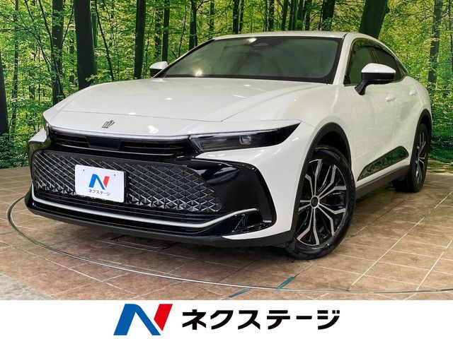 TOYOTA / CROWN CROSSOVER