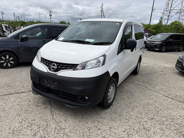 NISSAN / NV200 VANETTE van 4WD
