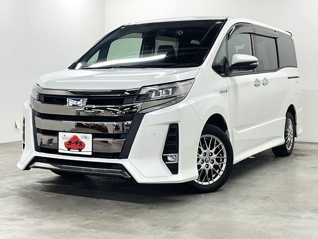 TOYOTA / NOAH HYBRID