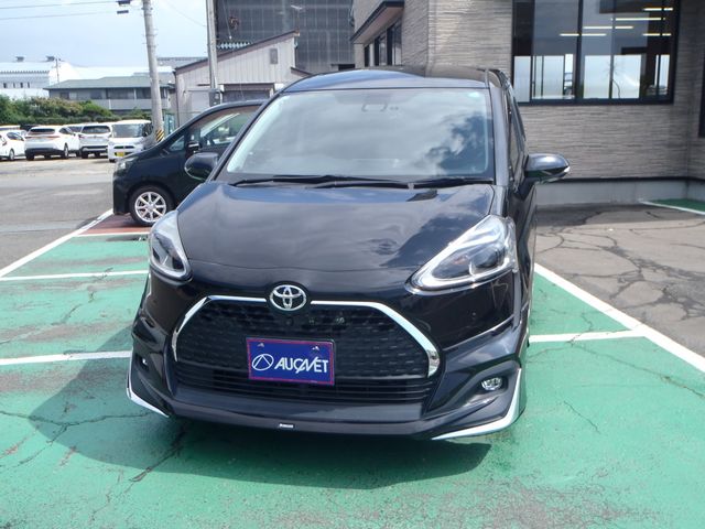 TOYOTA / SIENTA