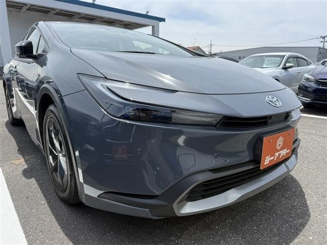 TOYOTA / PRIUS 4WD