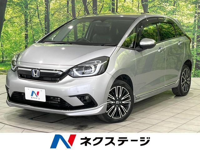 HONDA / FIT e:HEV 4WD