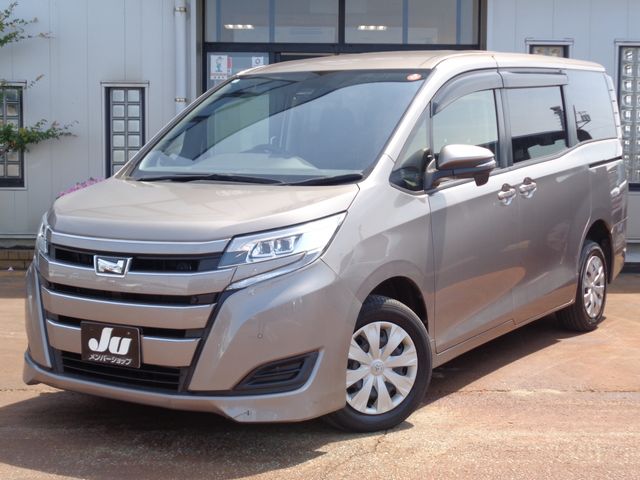 TOYOTA / NOAH 4WD
