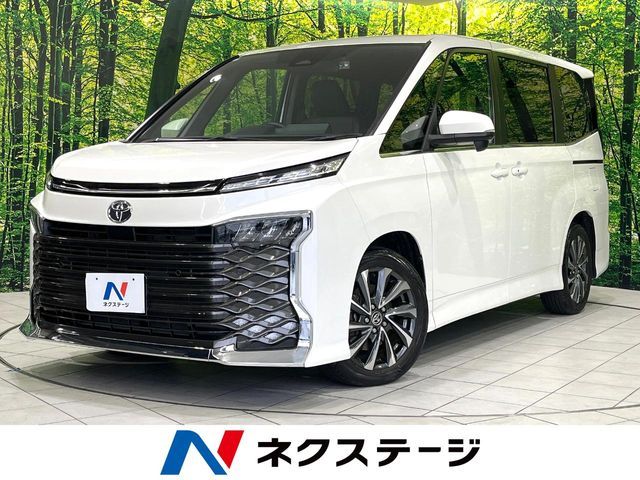 TOYOTA / VOXY