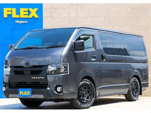 TOYOTA / HIACE van 4WD