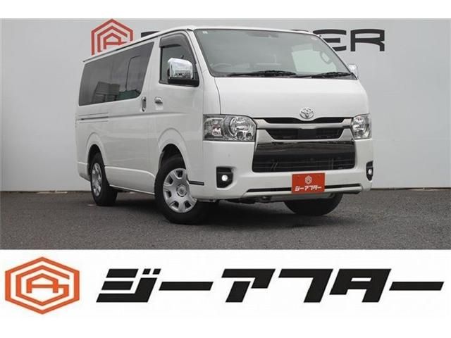 TOYOTA / ハイエース