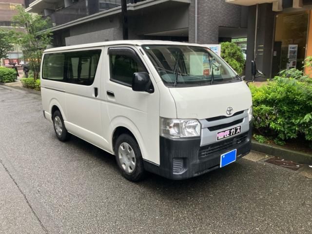 TOYOTA / HIACE van 2WD