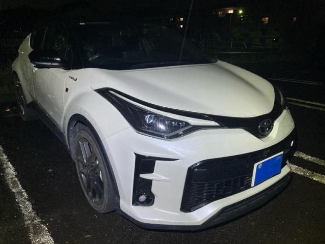 TOYOTA / C-HR