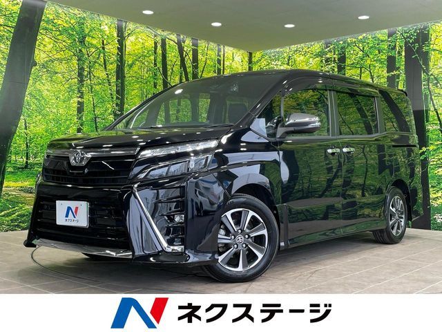 TOYOTA / VOXY