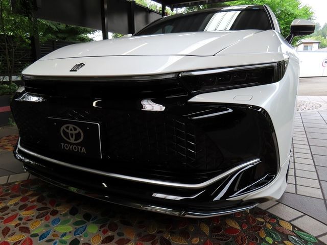 TOYOTA / CROWN CROSSOVER