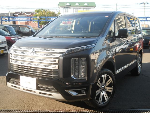 Japanese used car Ref# 1627140 MITSUBISHI / DELICA D:5 4WD