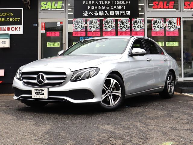 MERCEDES BENZ / MERCEDES BENZ E class sedan
