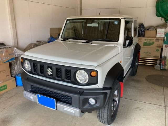 SUZUKI / JIMNY SIERRA