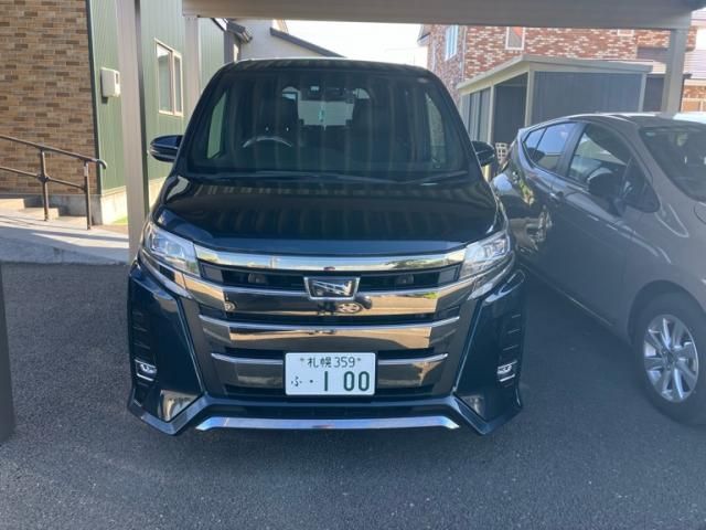 TOYOTA / NOAH 4WD