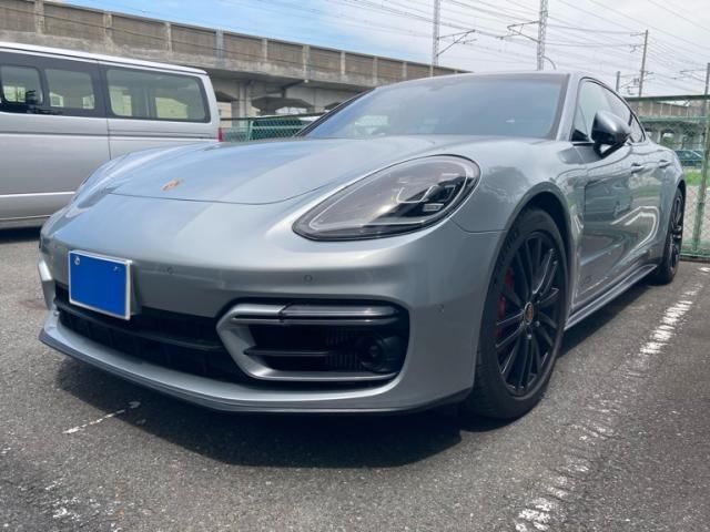 PORSCHE / PORSCHE PANAMERA