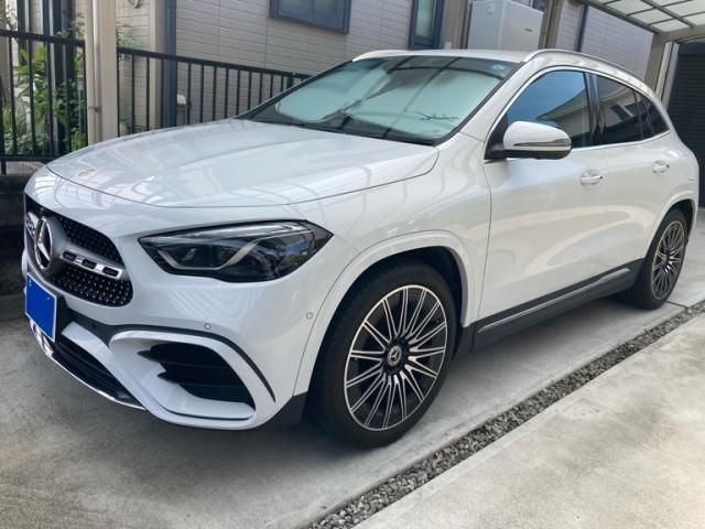 MERCEDES BENZ / MERCEDES BENZ GLA class