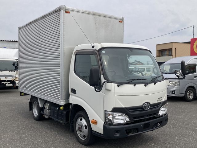 TOYOTA / DYNA