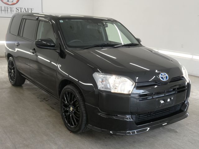 TOYOTA / PROBOX van HYBRID