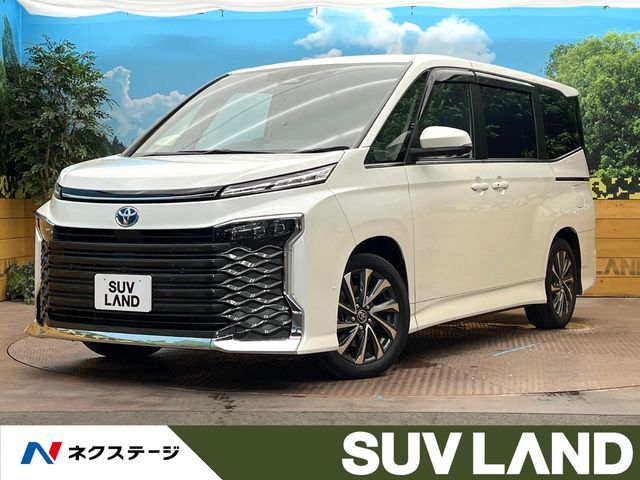 TOYOTA / VOXY HYBRID