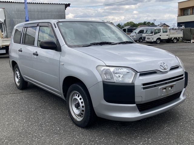 TOYOTA / PROBOX van 4WD