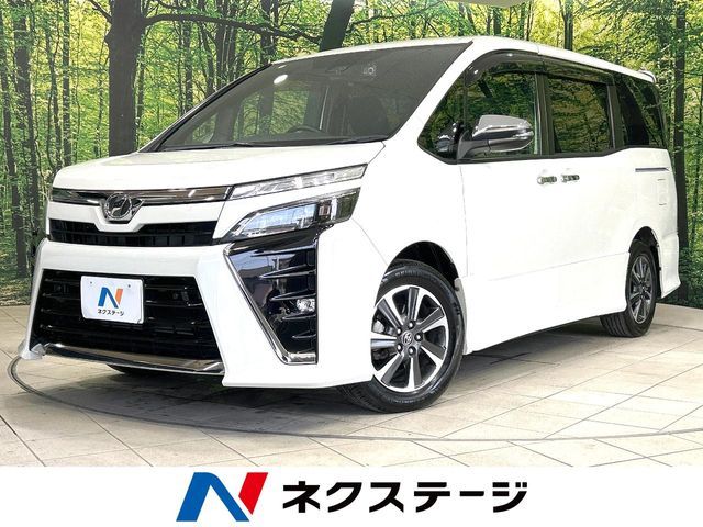TOYOTA / VOXY