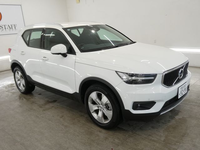 VOLVO / VOLVO XC40
