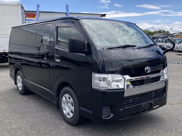 TOYOTA / HIACE van 1.15t 2WD