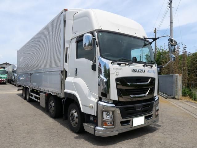 ISUZU / GIGA